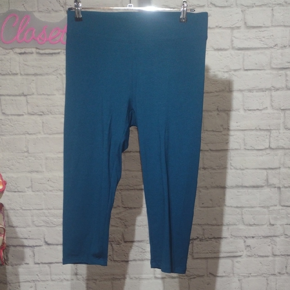 Sonoma Teal Cropped Leggings Medium